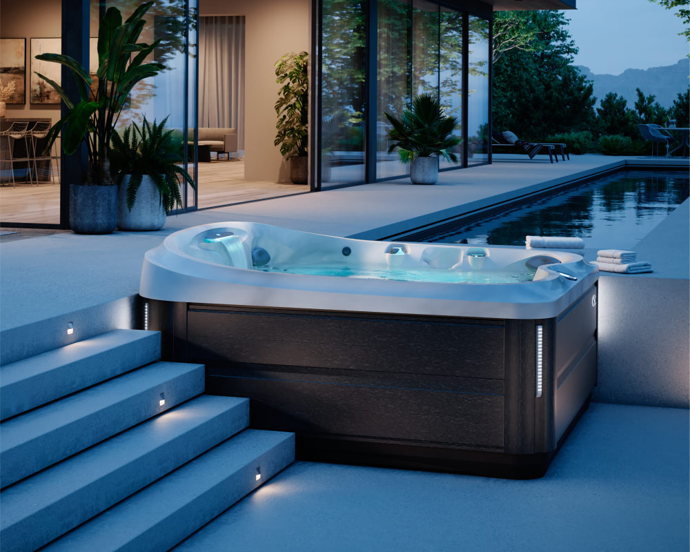 Jacuzzi Hot Tub Lifestyle Image