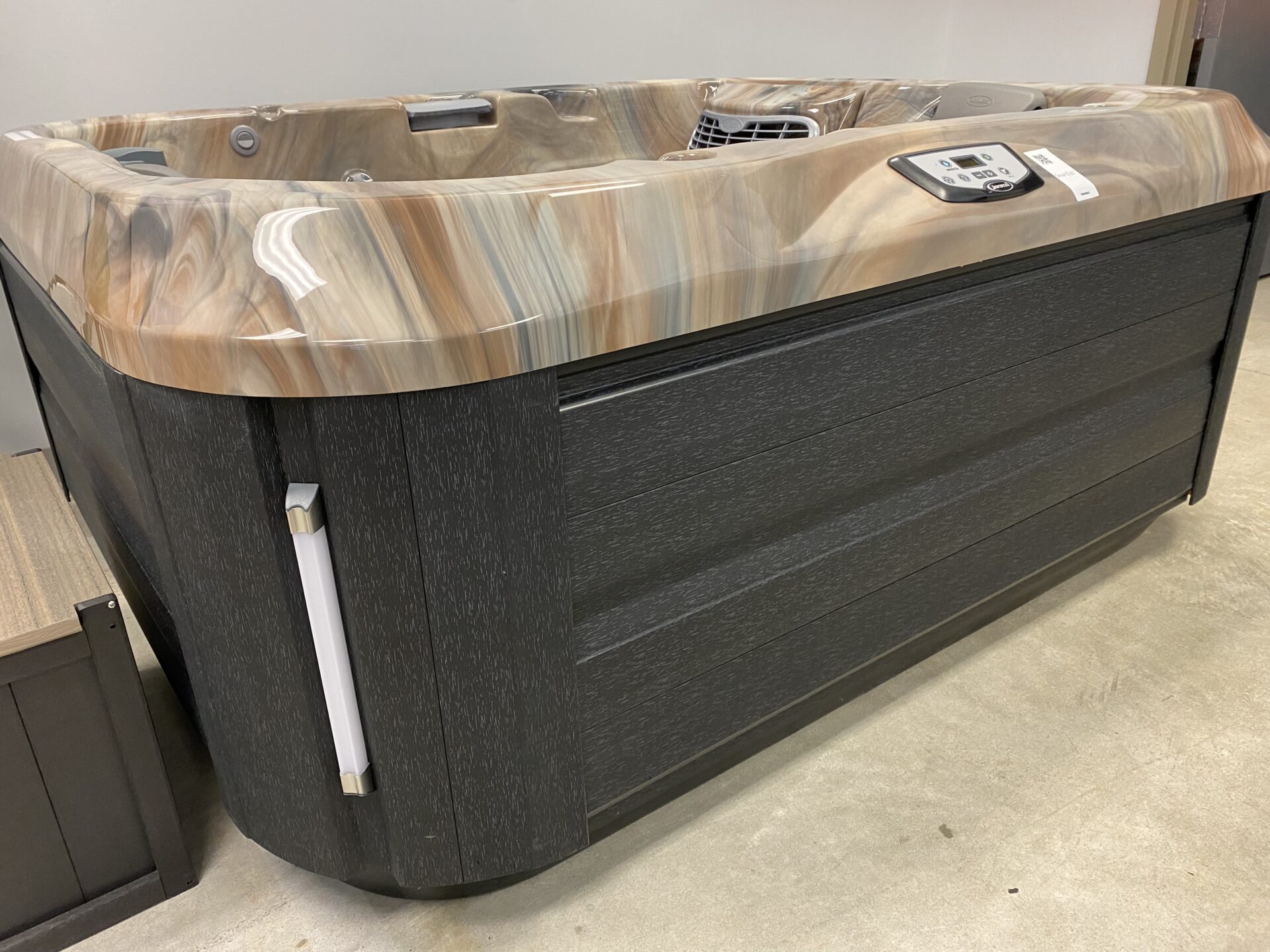 FLOOR MODEL CLEARANCE   J315™ Monaco/Smoked Ebony