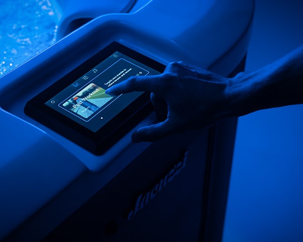 Intuitive ProTouch Plus™ control